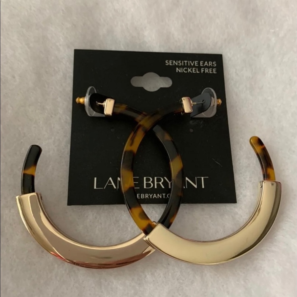 New Lanebryant Earrings, cheetah print and gold. - Picture 2 of 4
